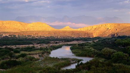 27" TV Screen Image #143 Rio Grande and the Chisos Mountains (Screen Print Only. 27 Inch TV Prop Not Included)